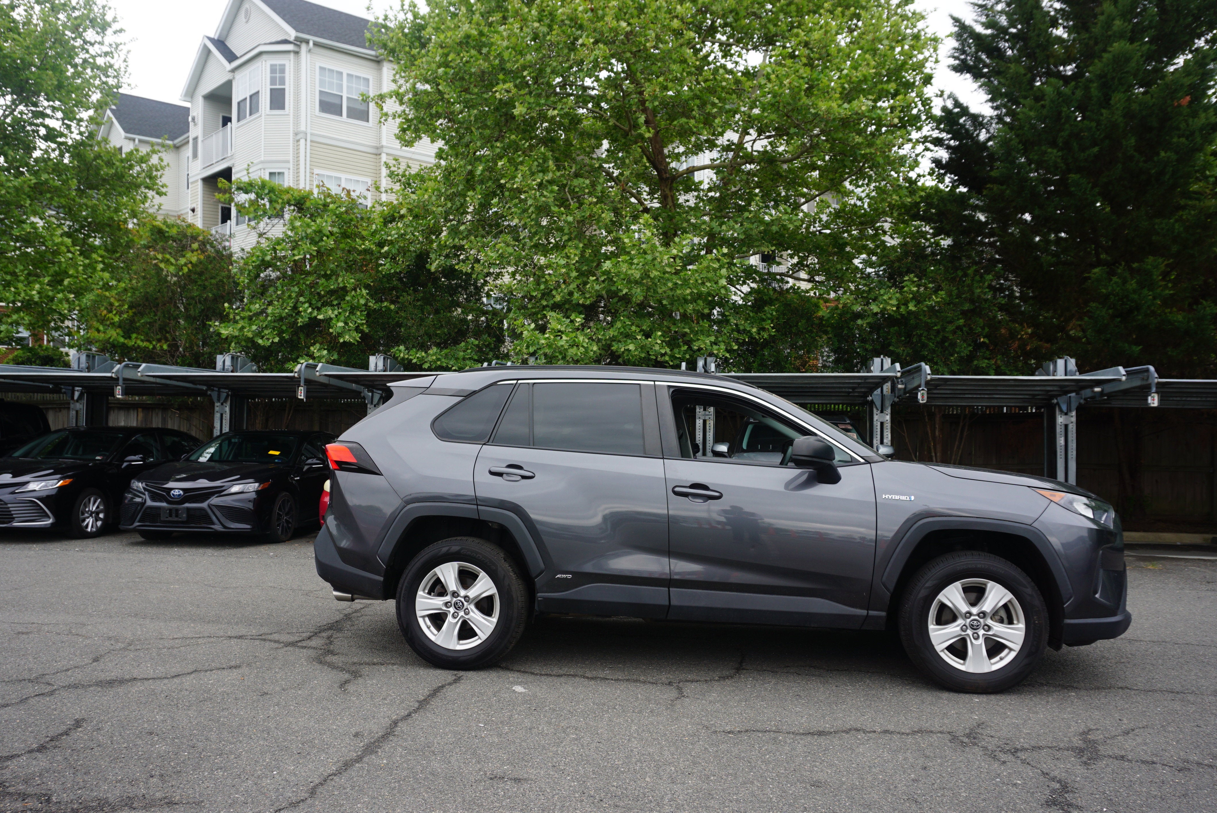 2021 Toyota RAV4 Hybrid LE