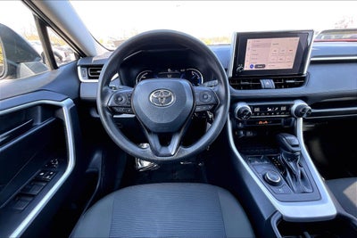 2023 Toyota RAV4 Hybrid LE