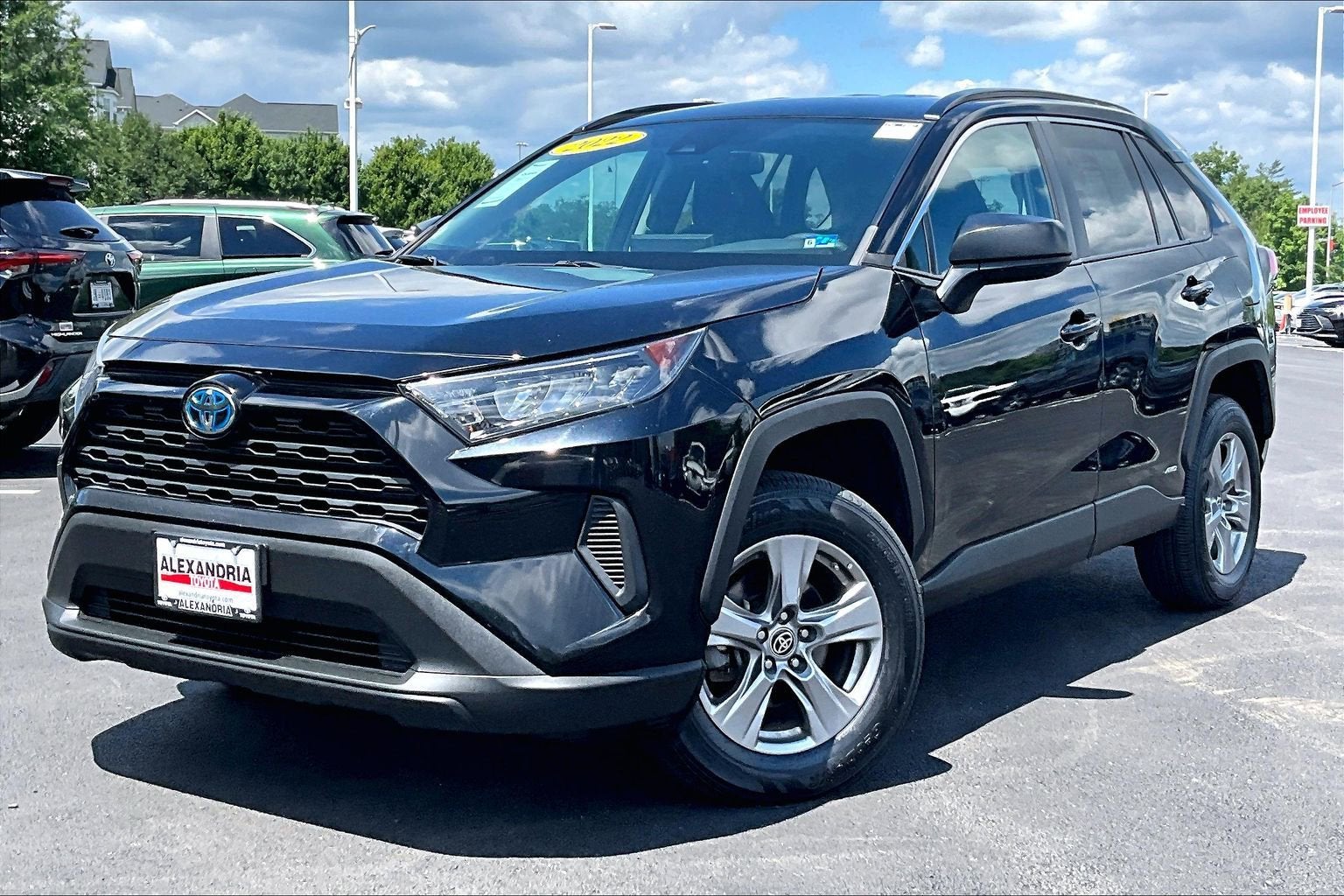 2022 Toyota RAV4 Hybrid LE