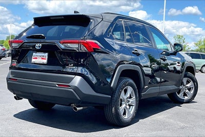 2022 Toyota RAV4 Hybrid LE