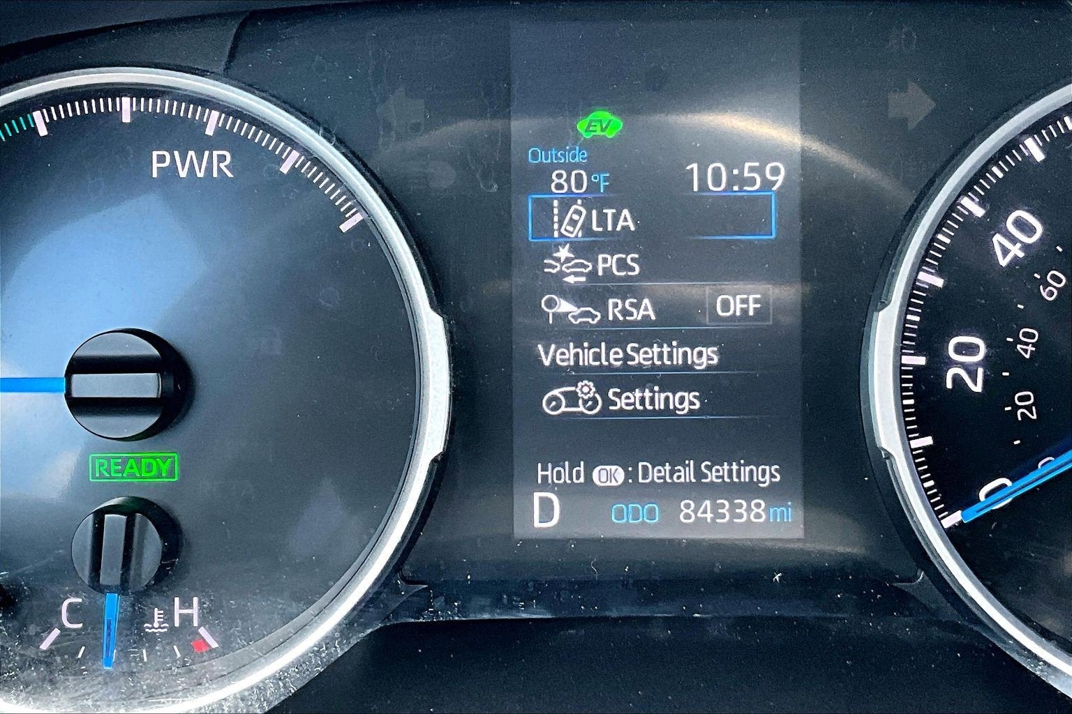 2022 Toyota RAV4 Hybrid LE
