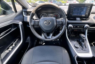 2022 Toyota RAV4 Hybrid LE