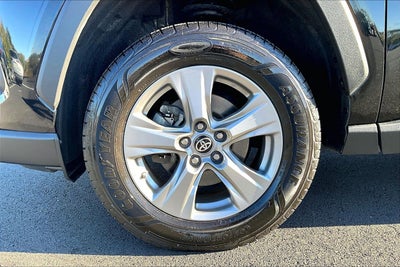 2024 Toyota RAV4 Hybrid LE