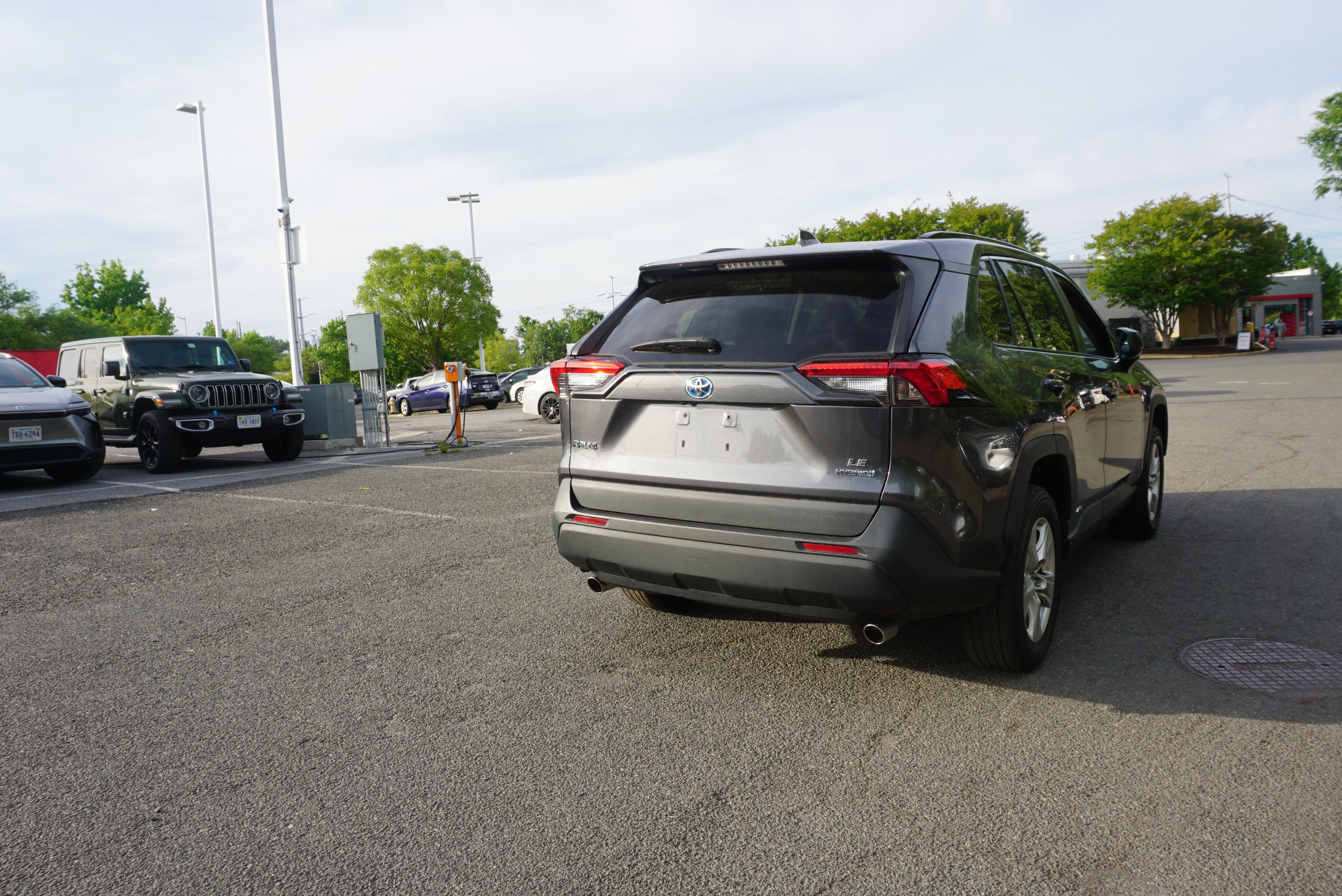 2021 Toyota RAV4 Hybrid LE