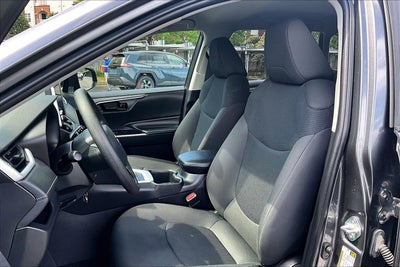 2023 Toyota RAV4 Hybrid LE