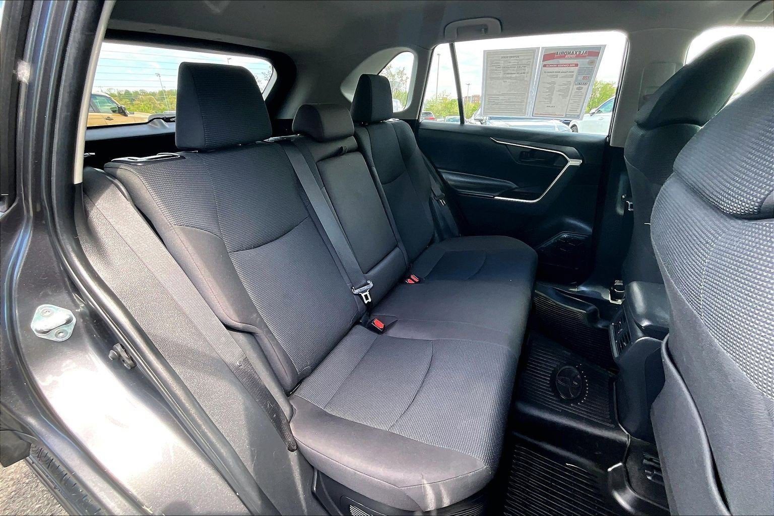 2023 Toyota RAV4 Hybrid LE