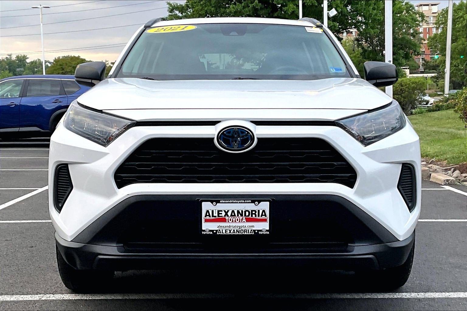 2021 Toyota RAV4 Hybrid LE