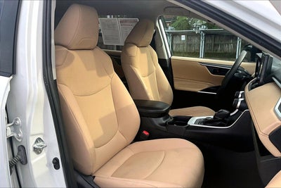 2021 Toyota RAV4 Hybrid LE