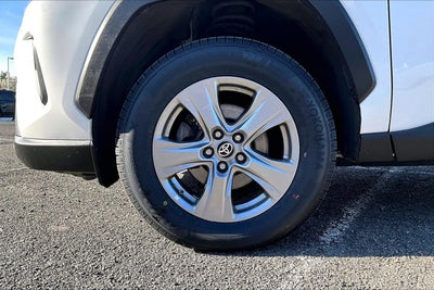 2022 Toyota RAV4 Hybrid LE