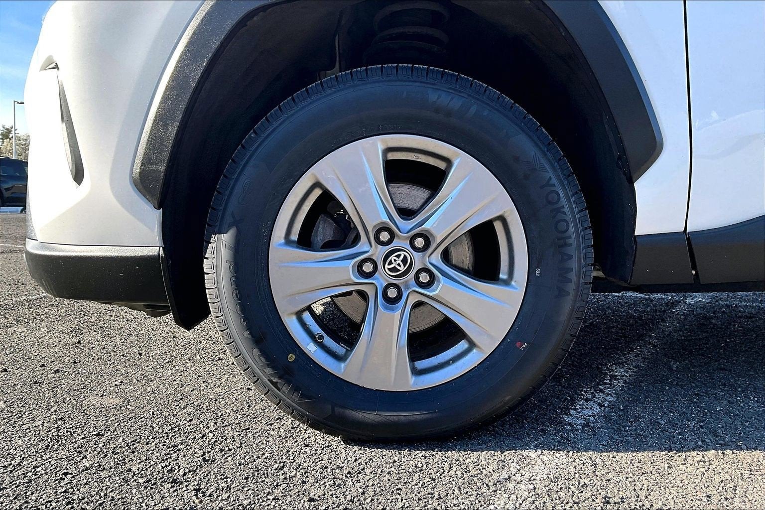 2022 Toyota RAV4 Hybrid LE