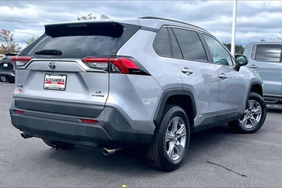 2022 Toyota RAV4 Hybrid LE