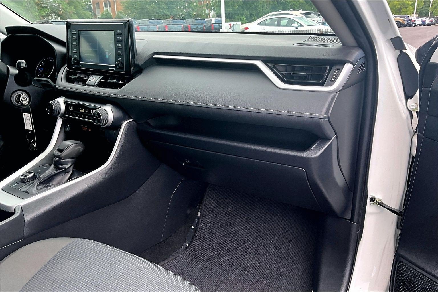 2022 Toyota RAV4 Hybrid LE