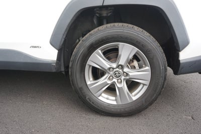 2022 Toyota RAV4 Hybrid LE