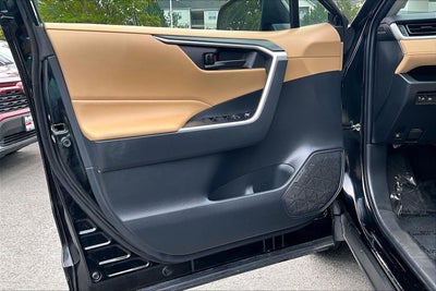 2023 Toyota RAV4 Hybrid LE