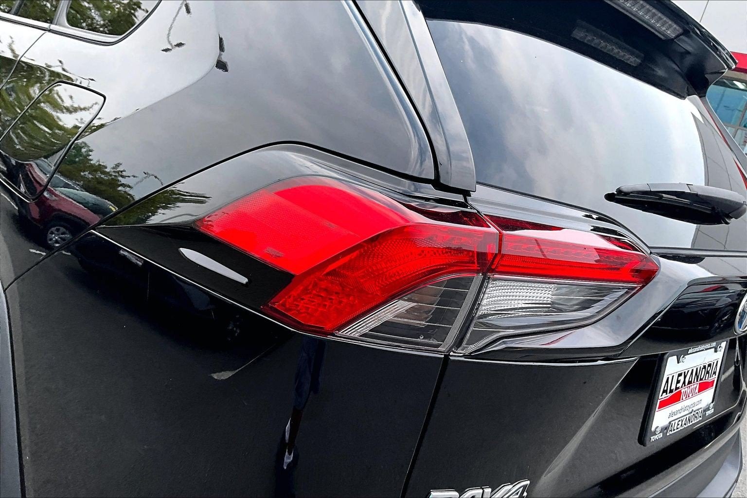 2023 Toyota RAV4 Hybrid LE