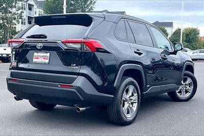 2022 Toyota RAV4 Hybrid LE
