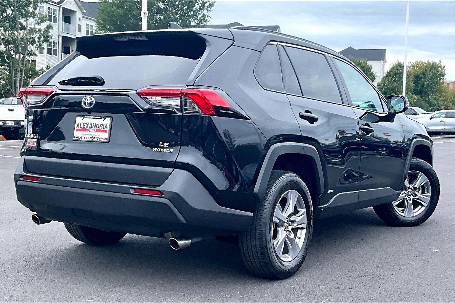 2022 Toyota RAV4 Hybrid LE
