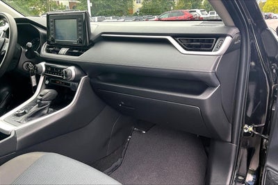 2022 Toyota RAV4 Hybrid LE