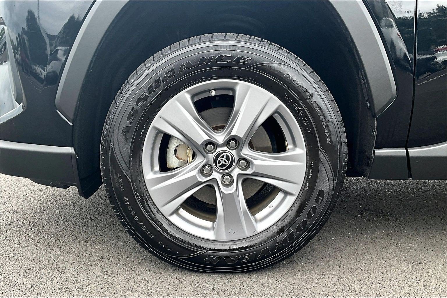 2022 Toyota RAV4 Hybrid LE