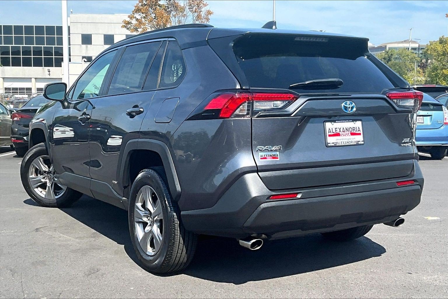 2024 Toyota RAV4 Hybrid XLE