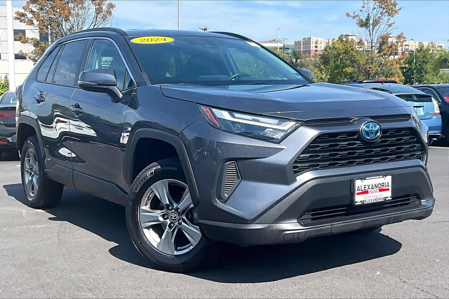 2024 Toyota RAV4 Hybrid XLE