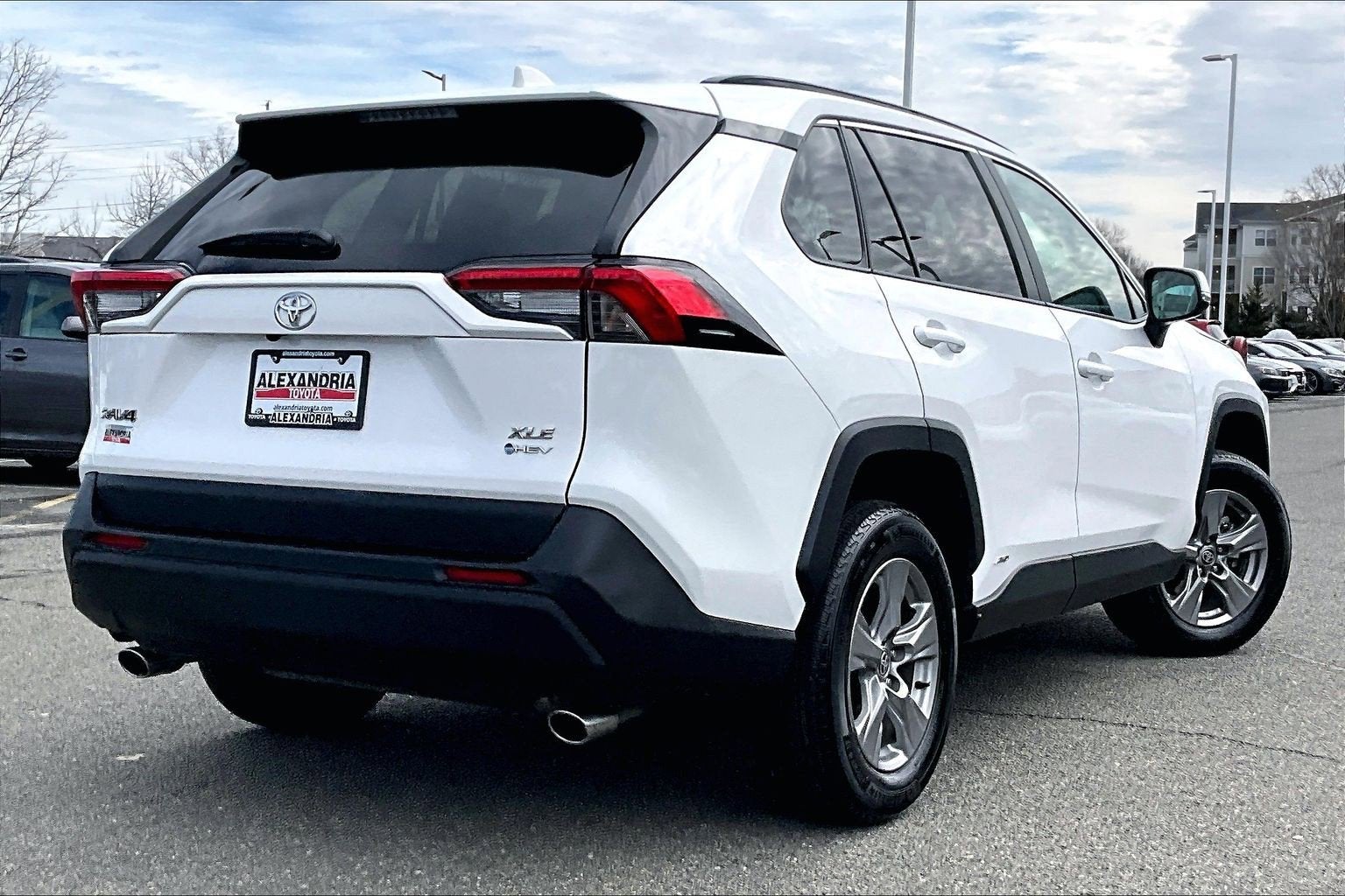 2025 Toyota RAV4 Hybrid XLE