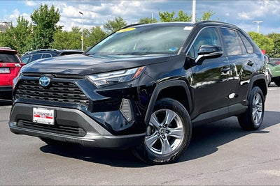 2022 Toyota RAV4 Hybrid XLE