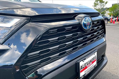 2022 Toyota RAV4 Hybrid XLE