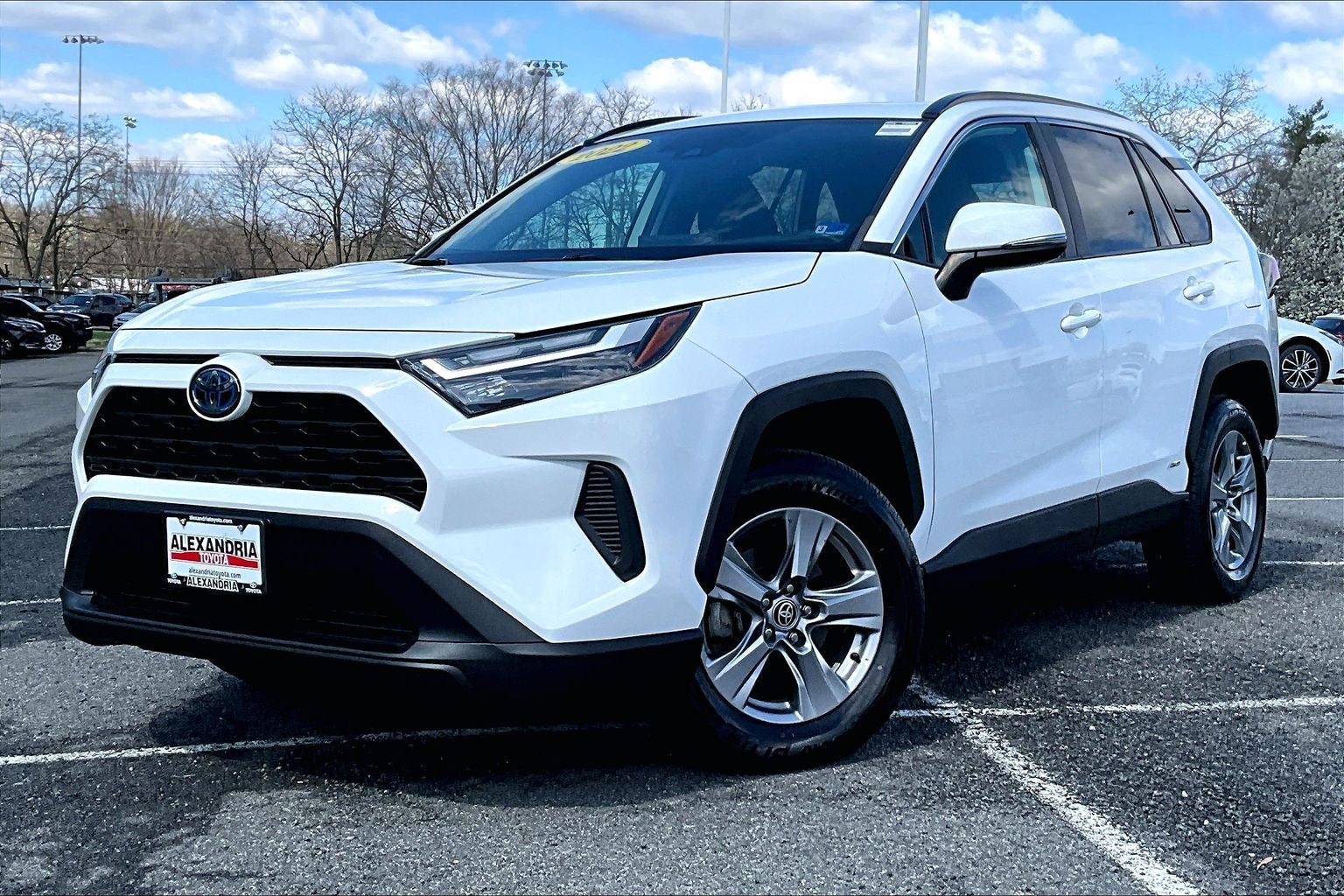 2022 Toyota RAV4 Hybrid XLE