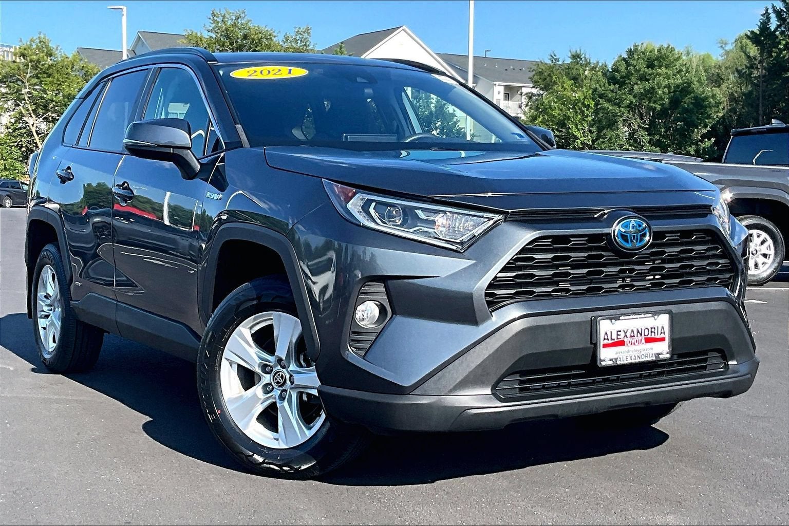 2021 Toyota RAV4 Hybrid XLE