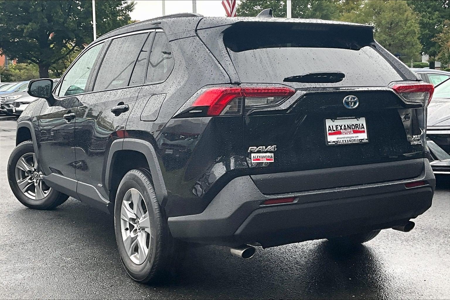 2023 Toyota RAV4 Hybrid XLE
