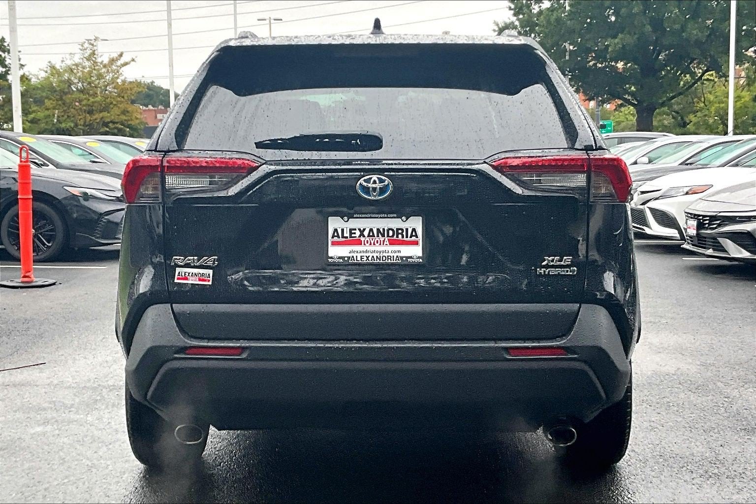 2023 Toyota RAV4 Hybrid XLE