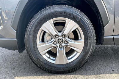 2025 Toyota RAV4 Hybrid XLE