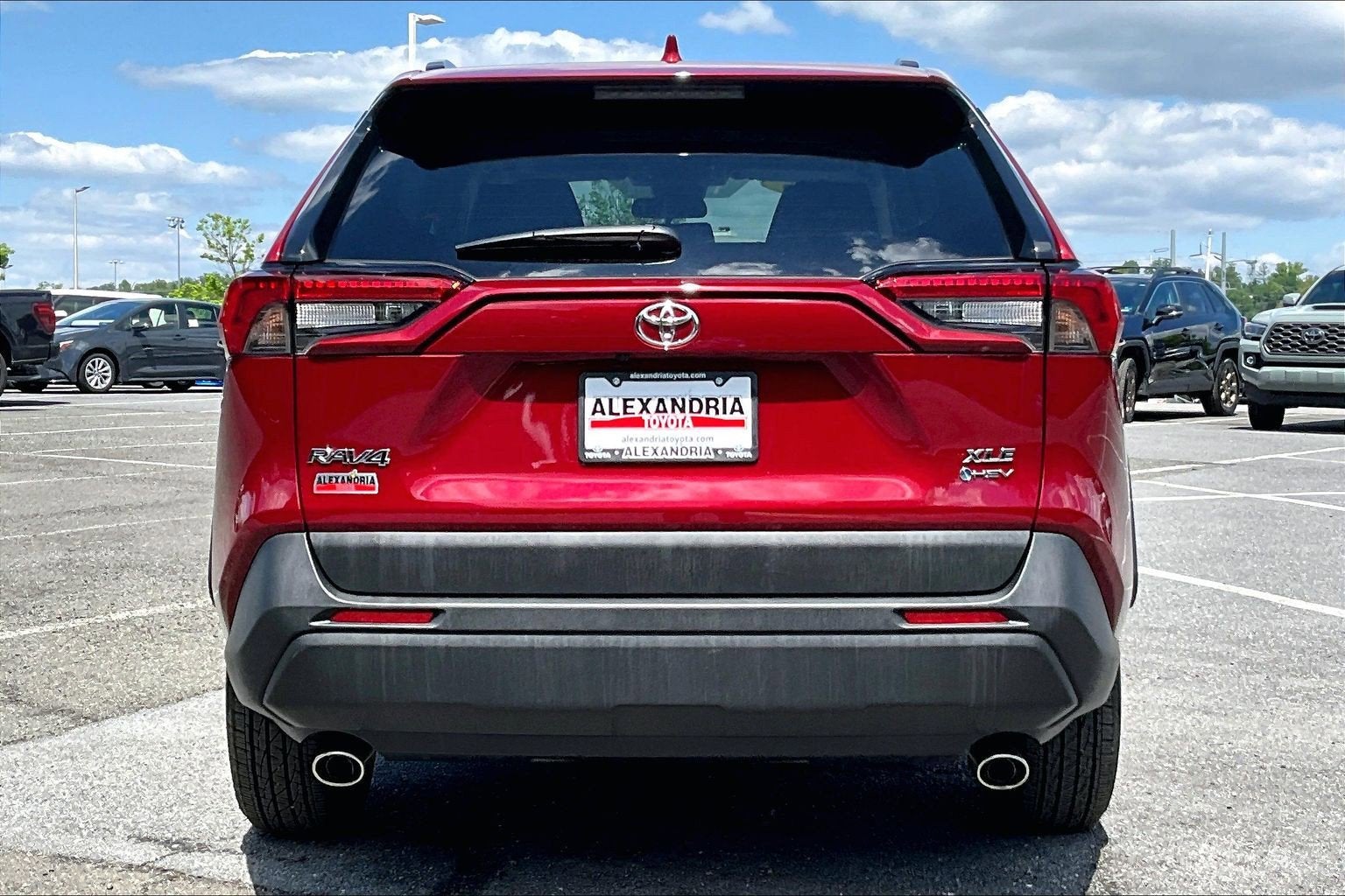 2025 Toyota RAV4 Hybrid XLE