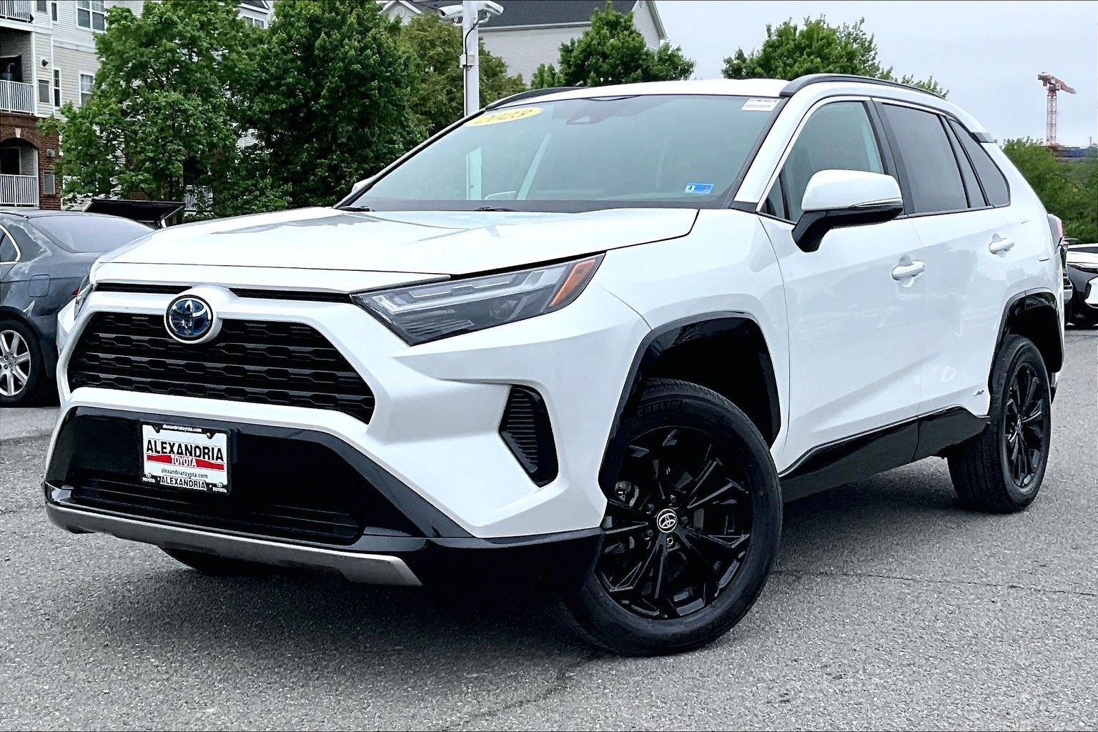 2023 Toyota RAV4 Hybrid SE