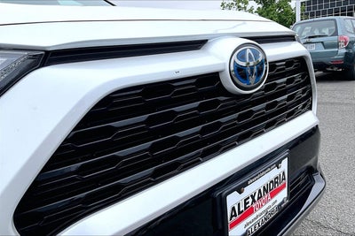 2023 Toyota RAV4 Hybrid SE