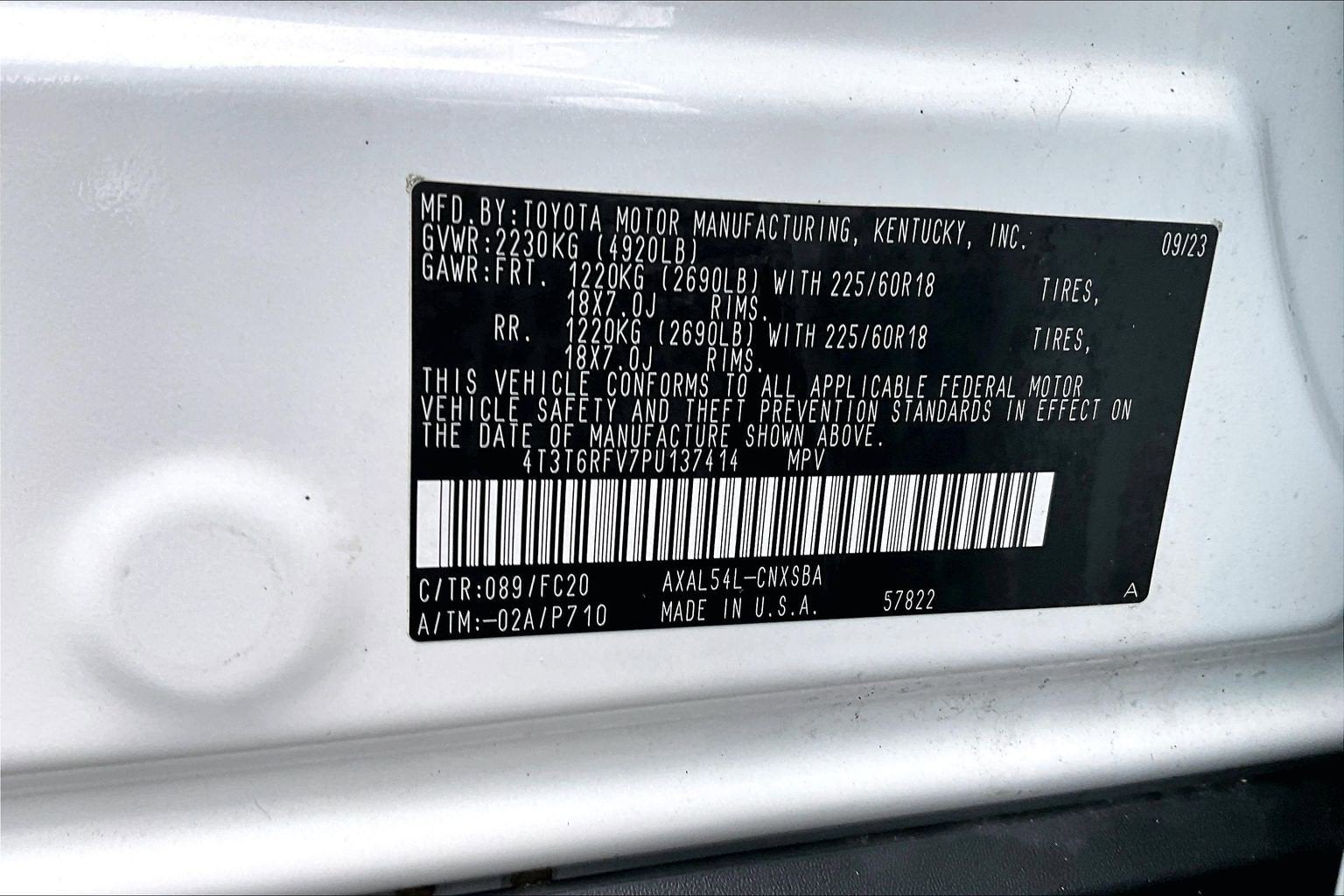 2023 Toyota RAV4 Hybrid SE