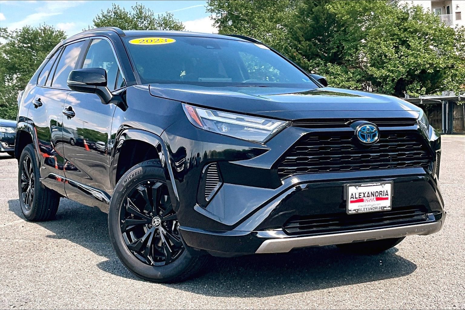 2023 Toyota RAV4 Hybrid SE
