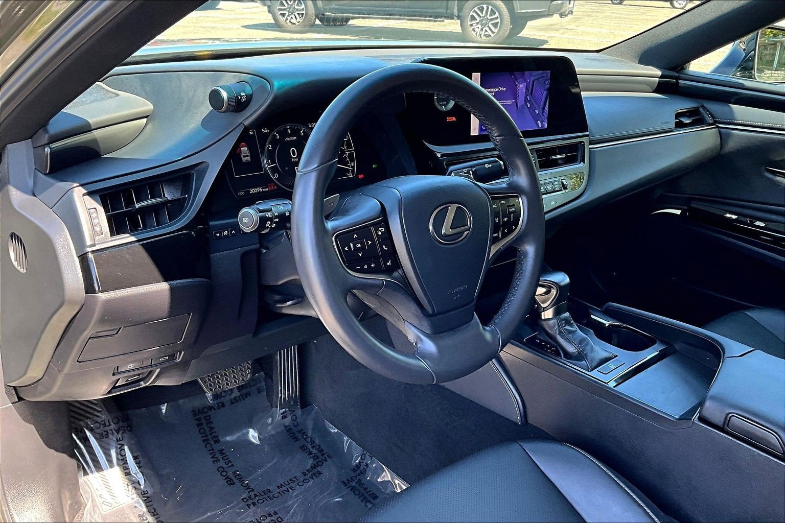 2023 Lexus ES 350 - Photo 12