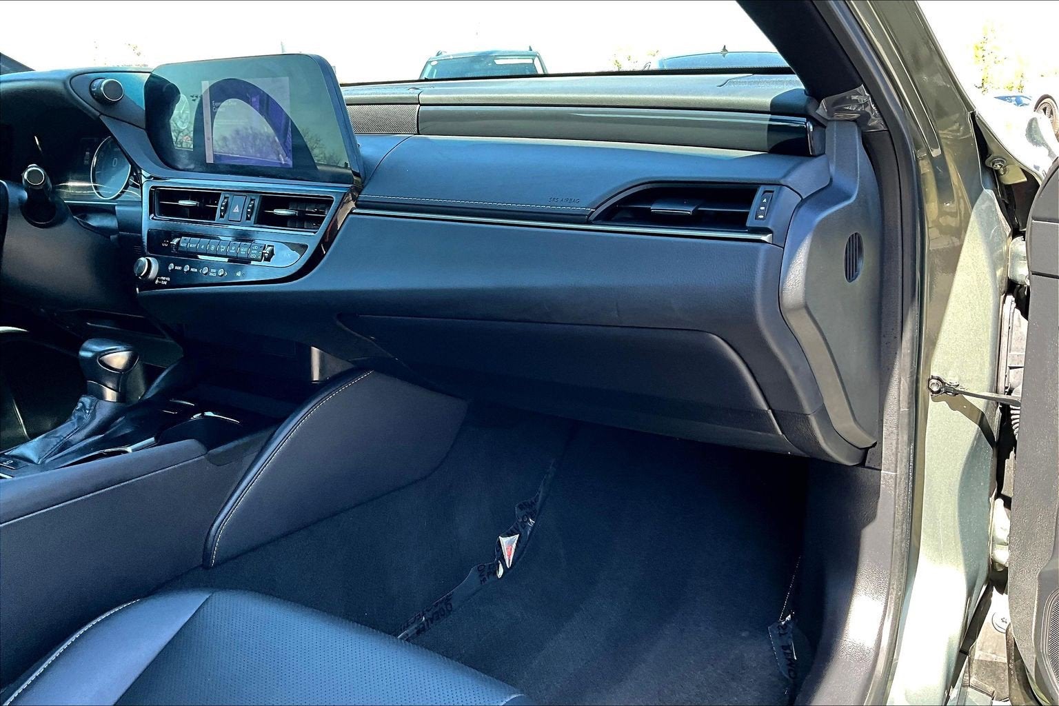 2023 Lexus ES 350 - Photo 14