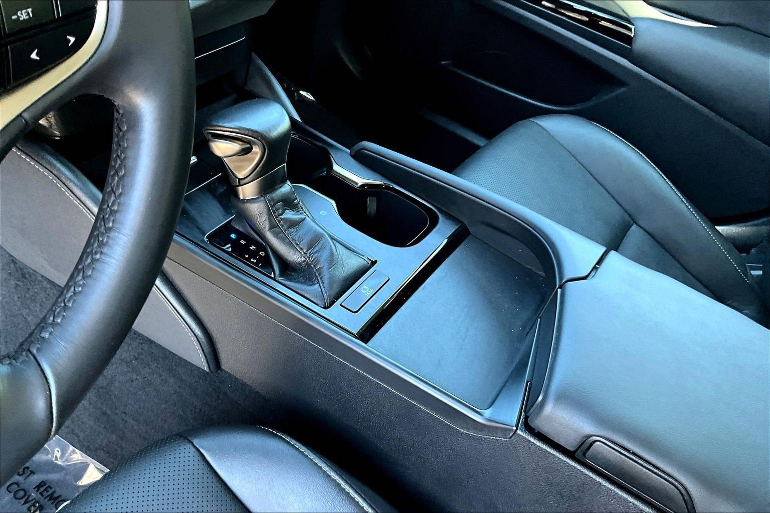 2023 Lexus ES 350 - Photo 15