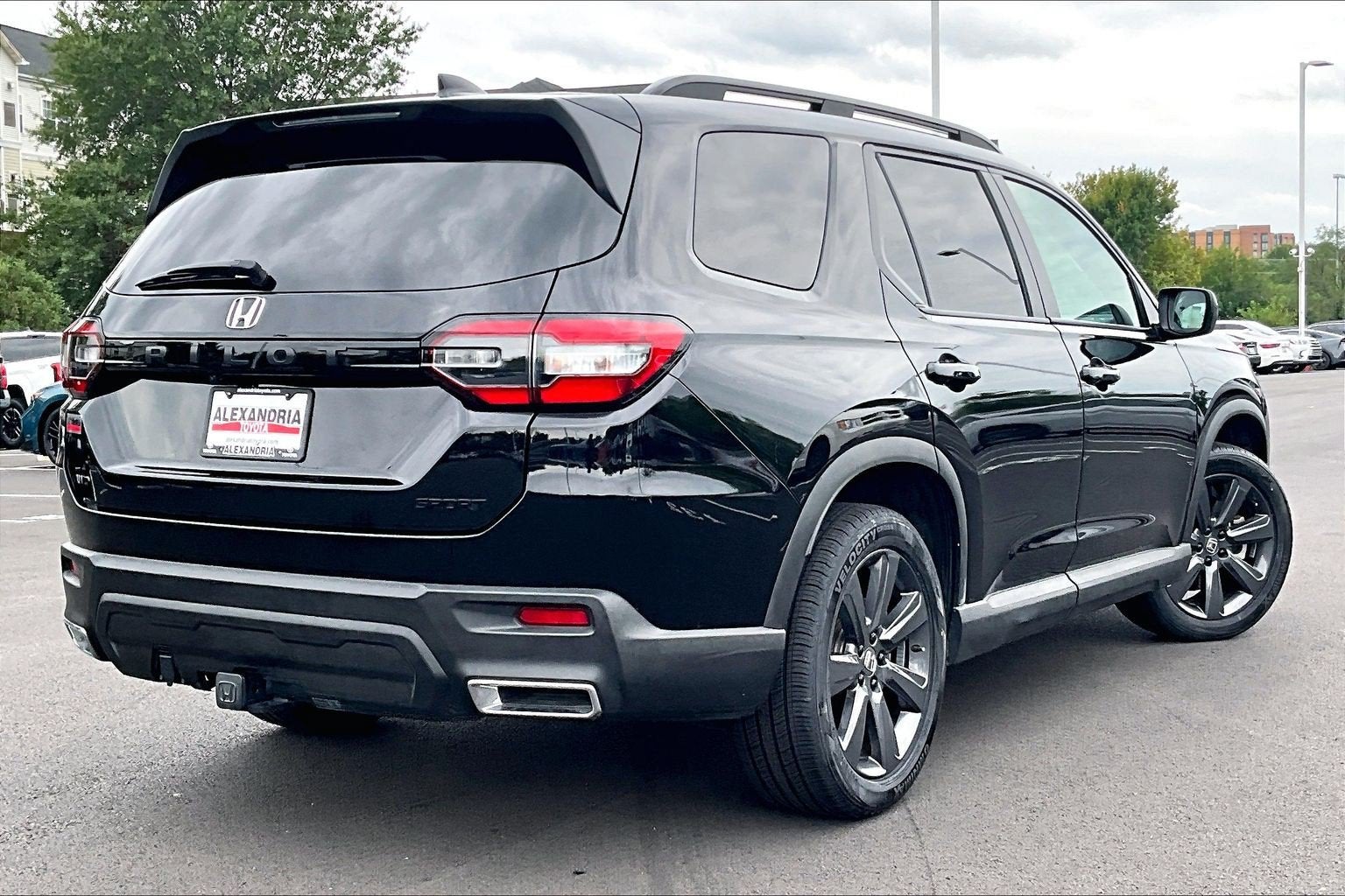 2025 Honda Pilot Sport