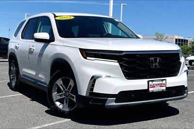 2023 Honda Pilot EX-L 8 Passenger