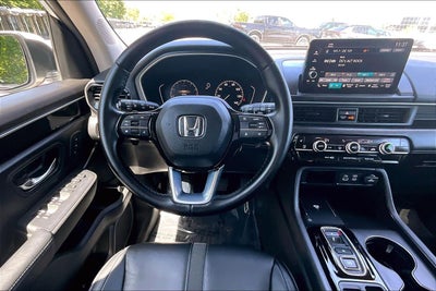 2023 Honda Pilot EX-L 8 Passenger