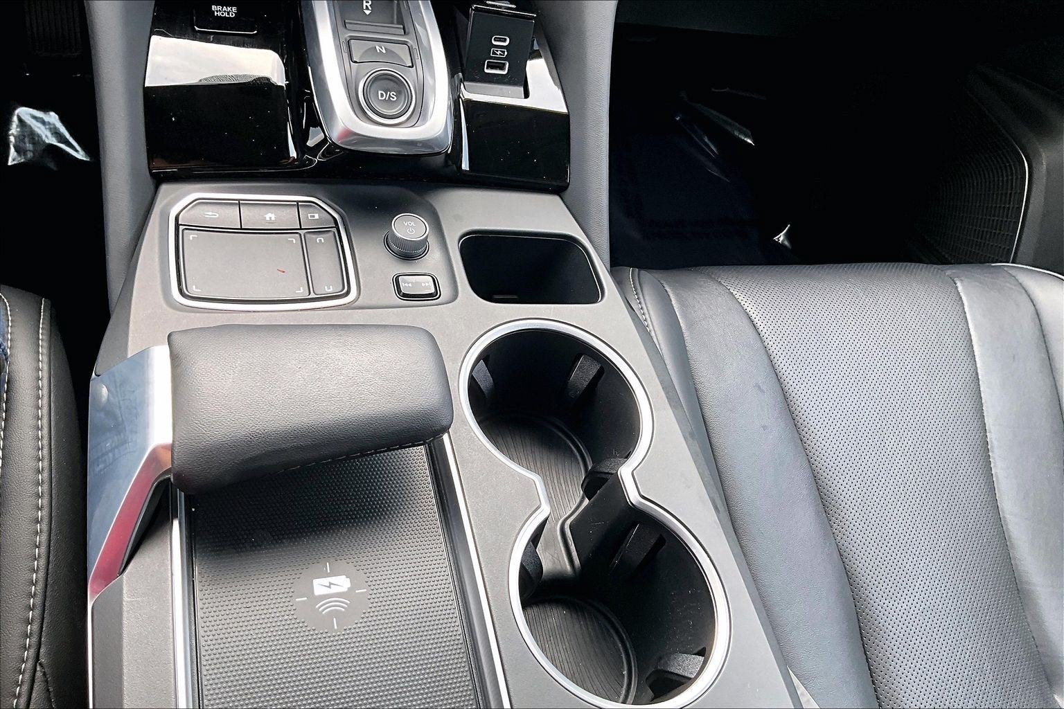 2023 Acura MDX w/Technology Package