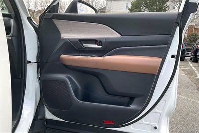 2024 Toyota Grand Highlander Platinum