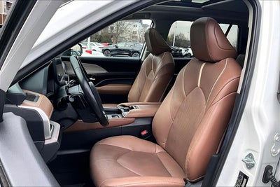 2024 Toyota Grand Highlander Platinum