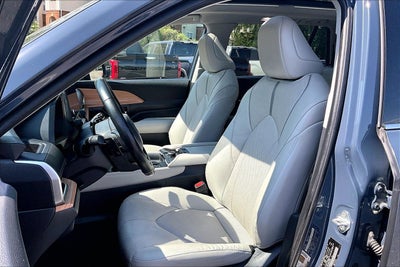 2024 Toyota Grand Highlander Platinum