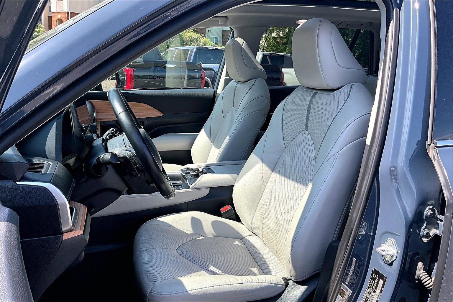 2024 Toyota Grand Highlander Platinum