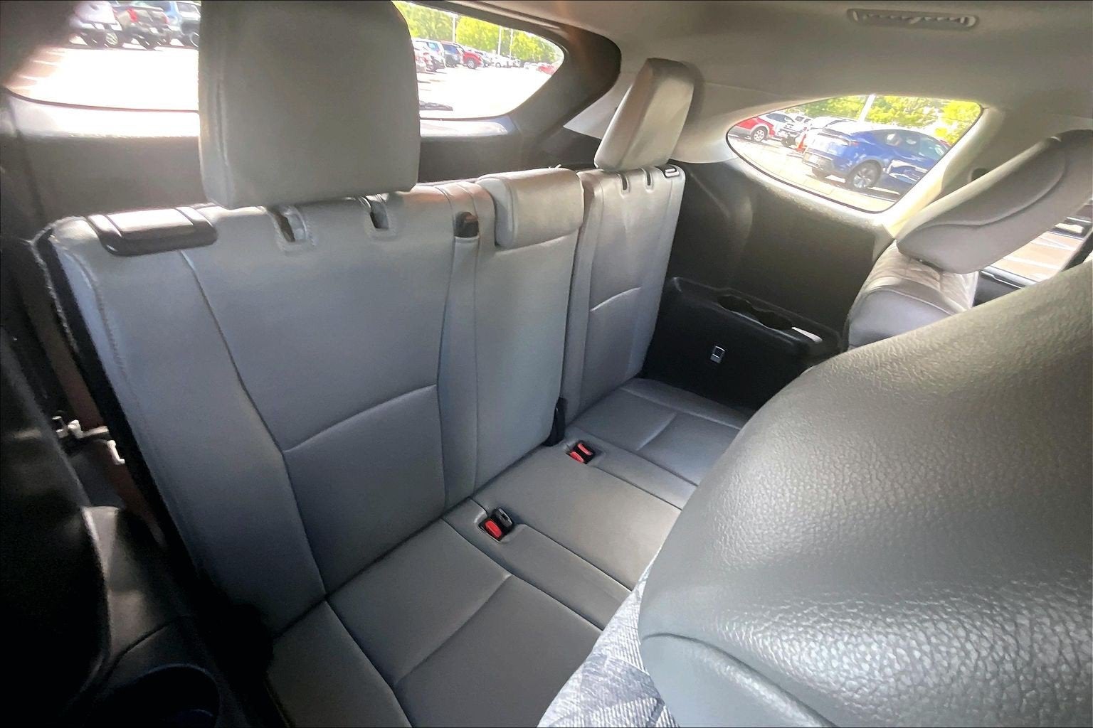 2023 Toyota Highlander Hybrid Bronze Edition